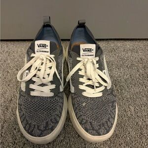 Vans UltraRange Knit Low-Top Sneakers in Gray and White